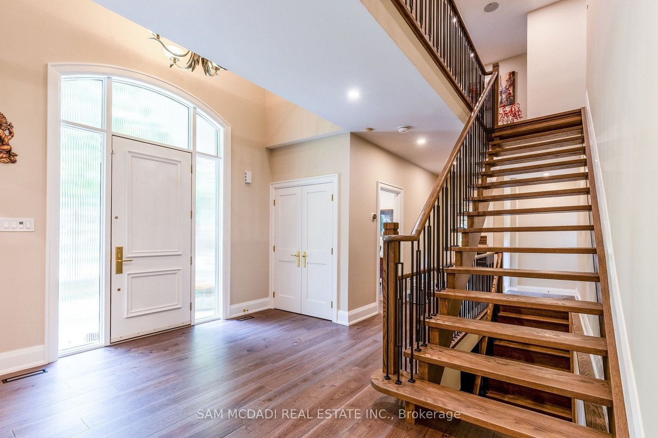 1390 Meadow Green Crt