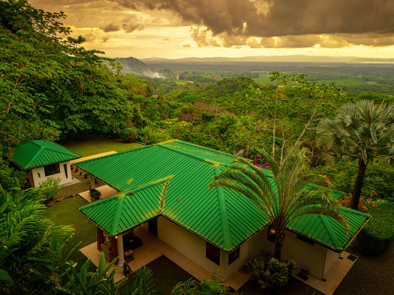 Front Ridge Ocean View Casa Mono Titi – Tres Rios, Costa Rica