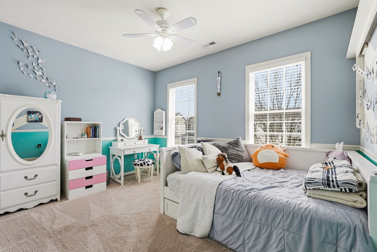 EXCLUSIVE LISTING  -  1234 Newbury Highland