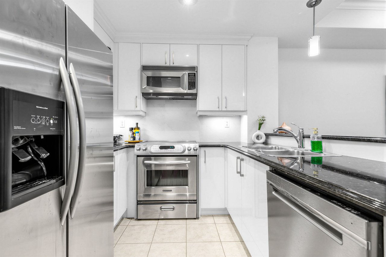 Beautifully Appointed 1-Bedroom Suite