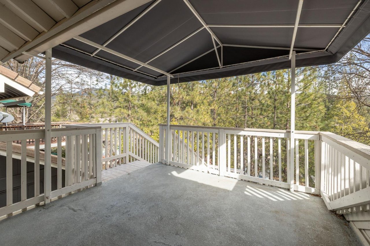 50850 Smoke Tree Trl, 