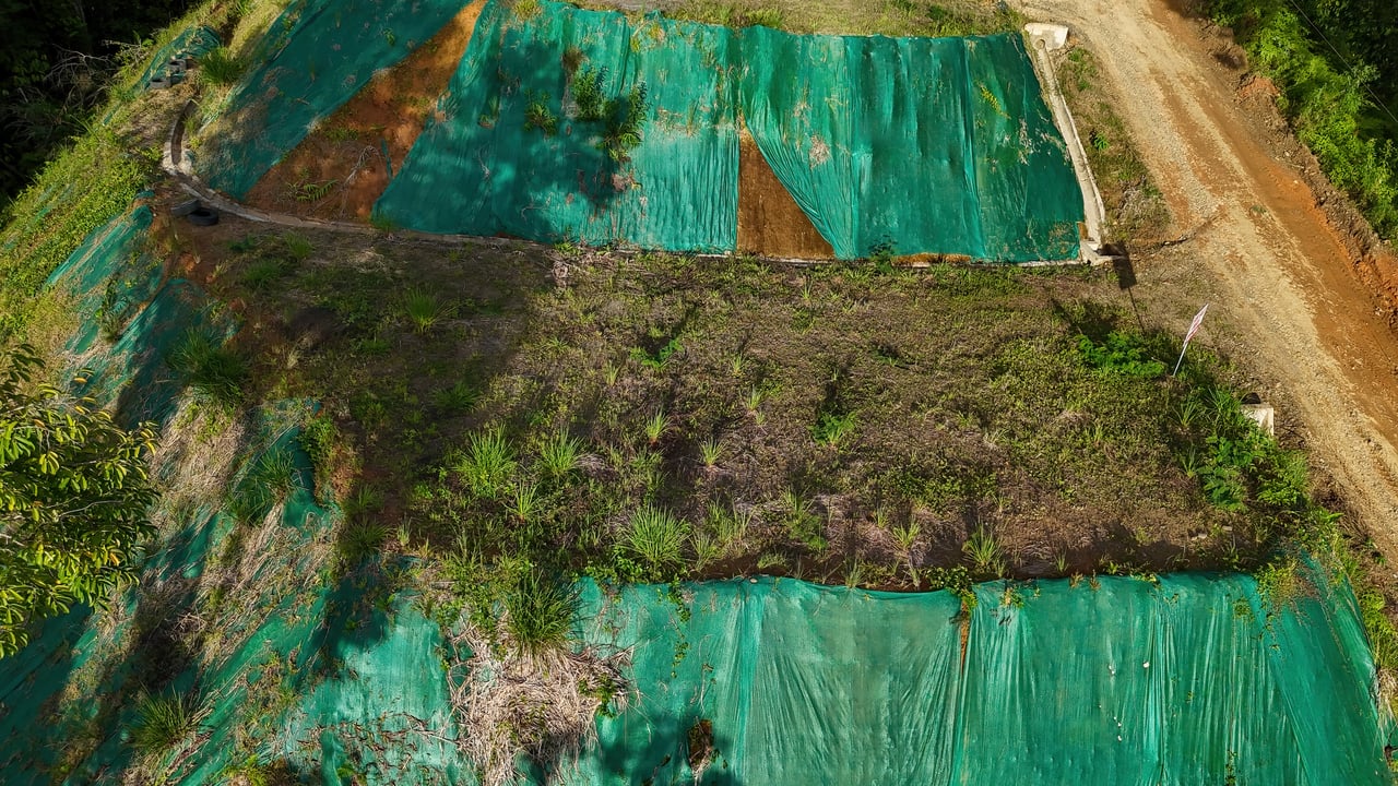 Year-Round Sunset Views | 3 Connected Build-Ready Lots