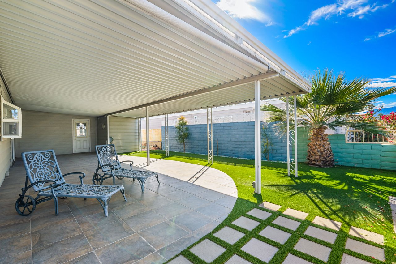 73257 Desert Greens Drive N