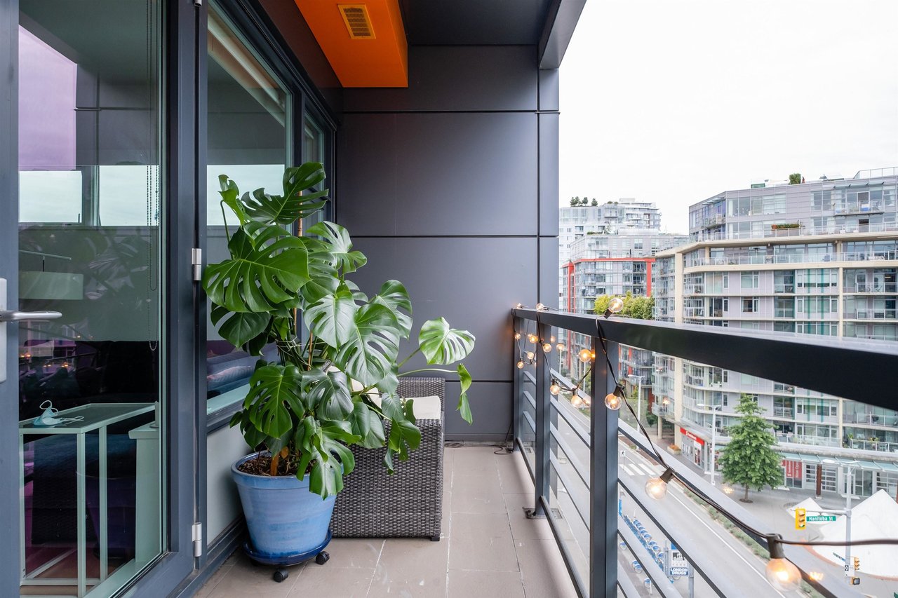 123 W 1st Ave, #710