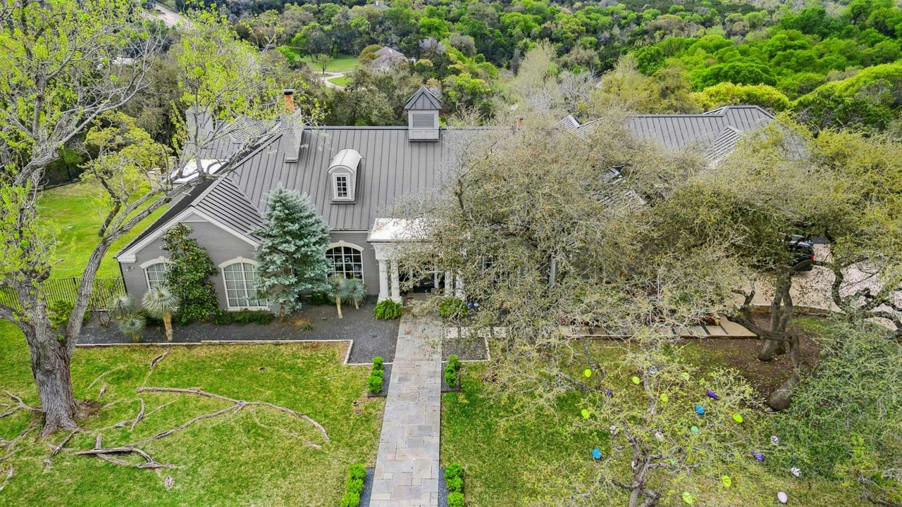 Coming Soon in Barton Creek!