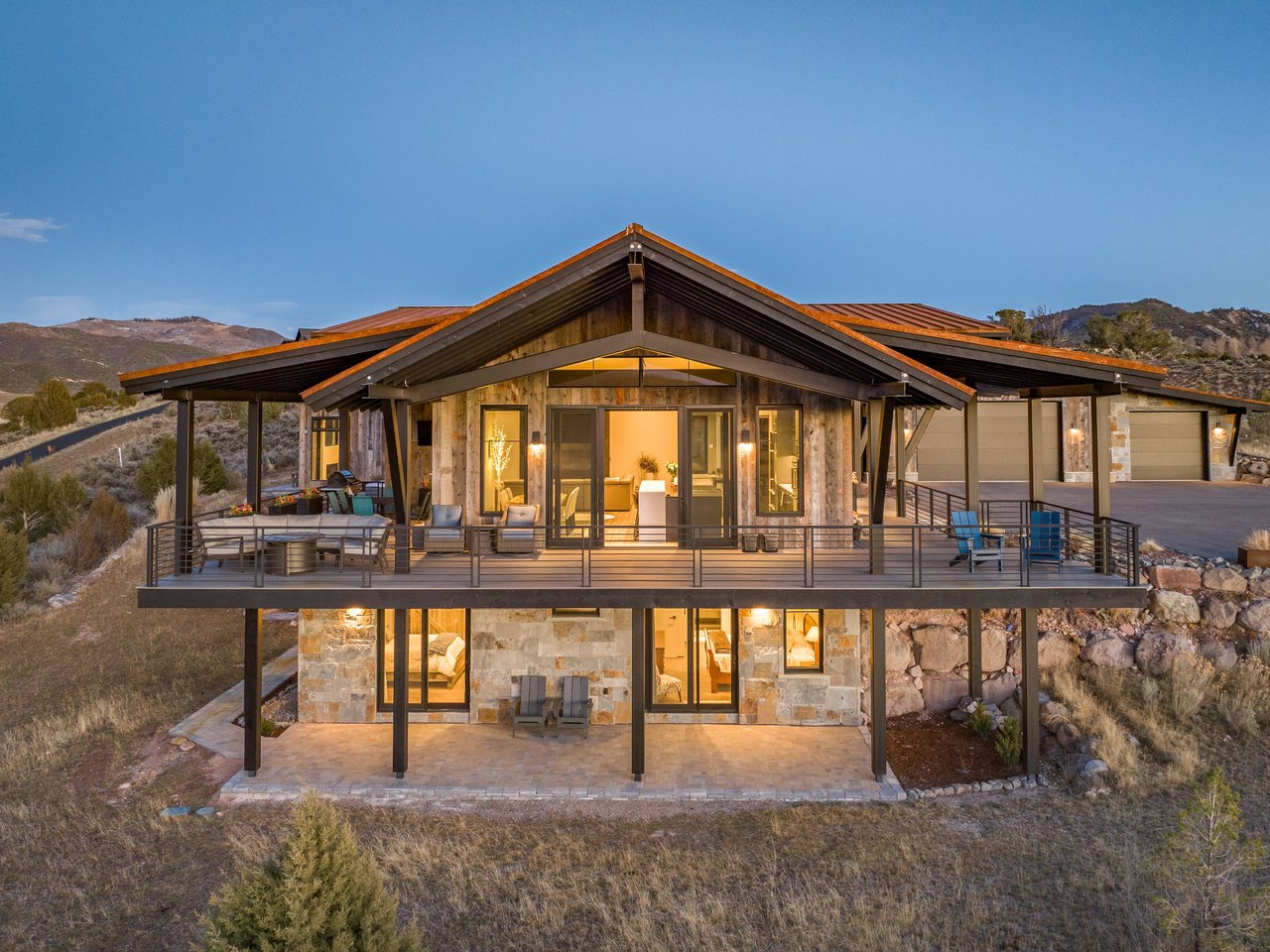 891 E Haystacker Drive