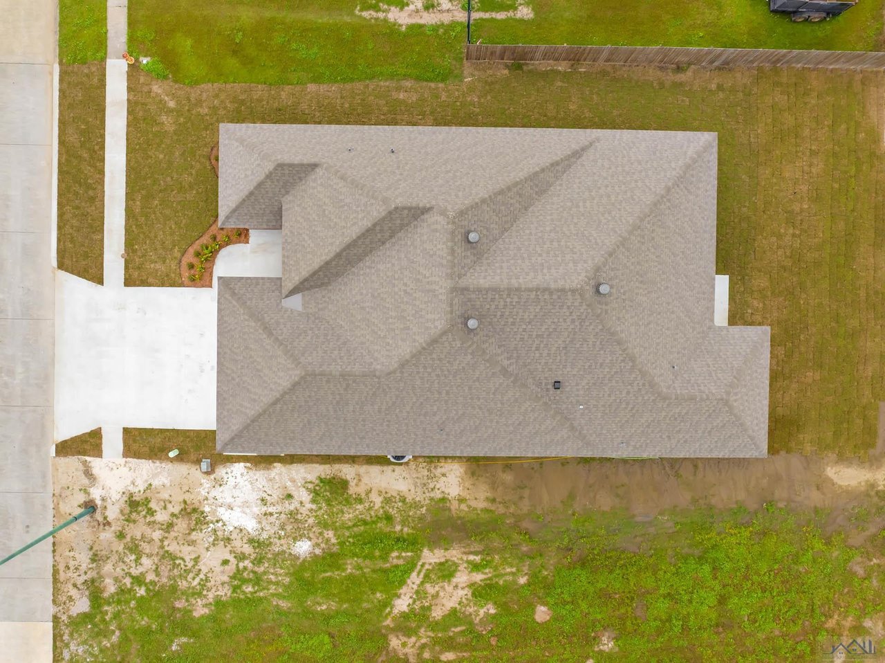 351 Ravensaide Dr