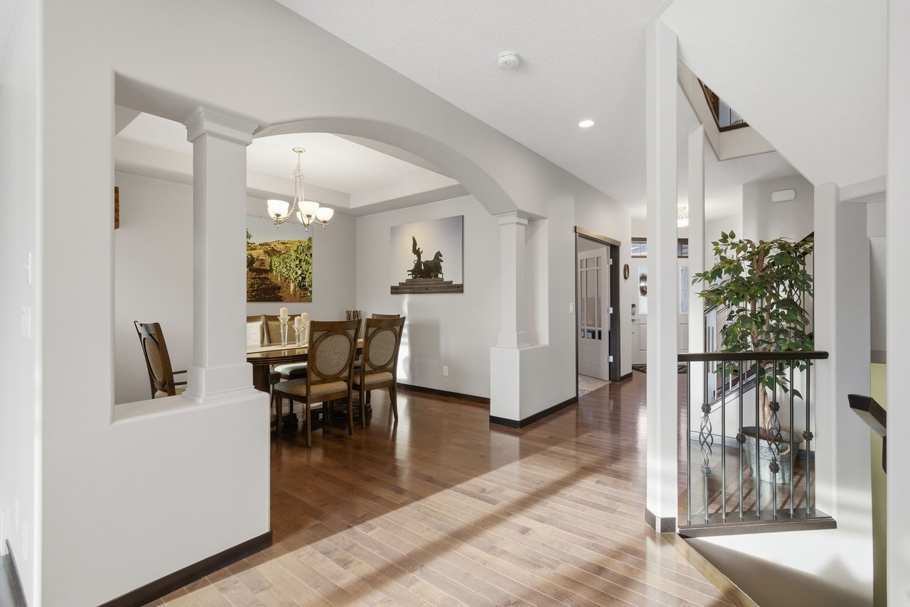 71 Panatella View NW