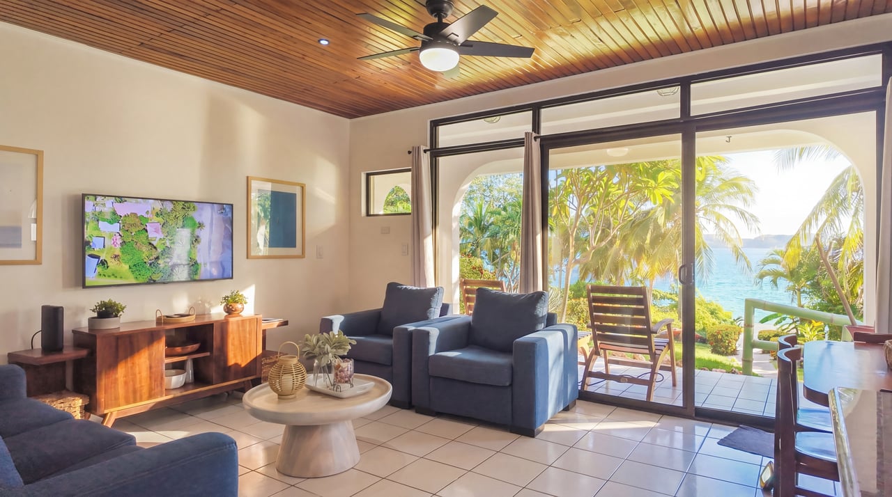 Flamingo Marina Cove 405 - Turnkey Beachfront Condo