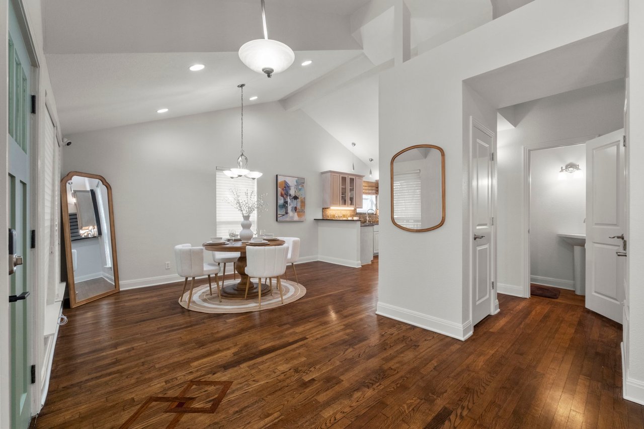 A Slice of Texas Charm in Alamo Heights