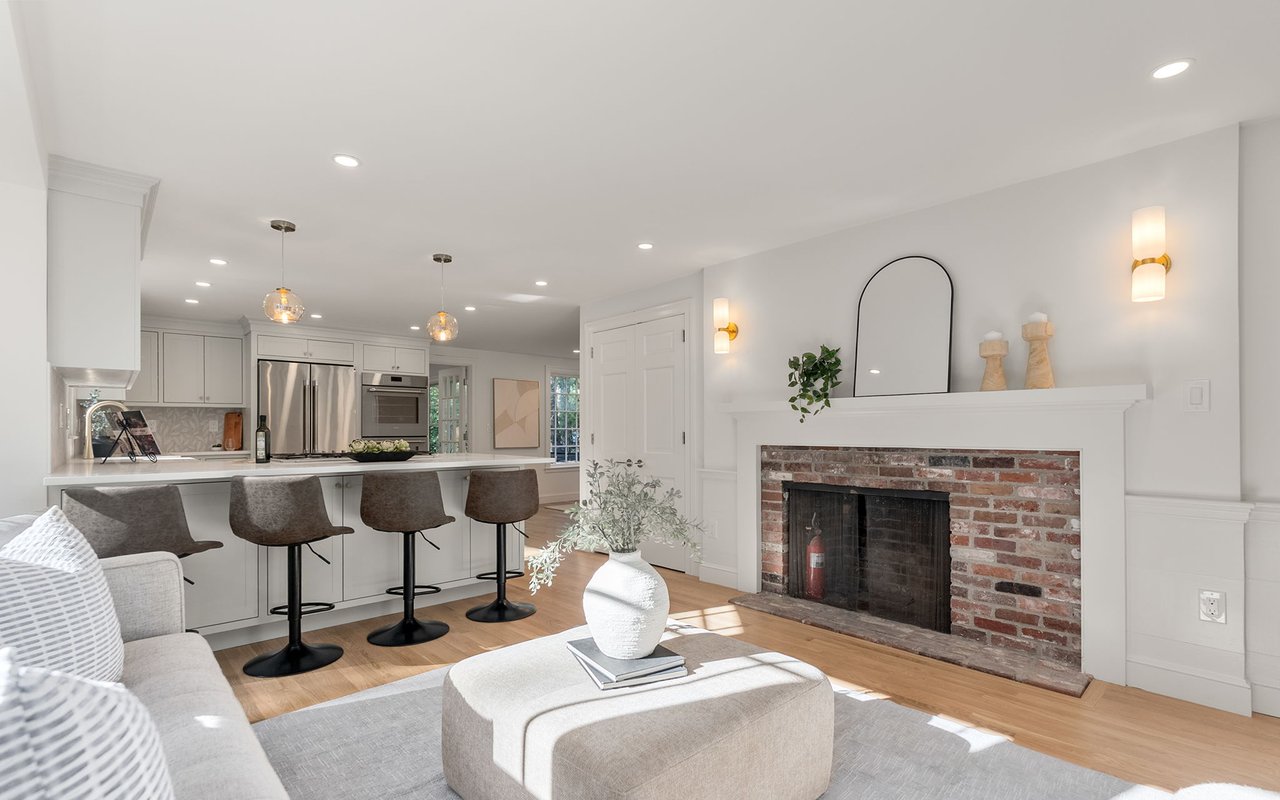 95 Sylvan Lane Weston, MA 02493
