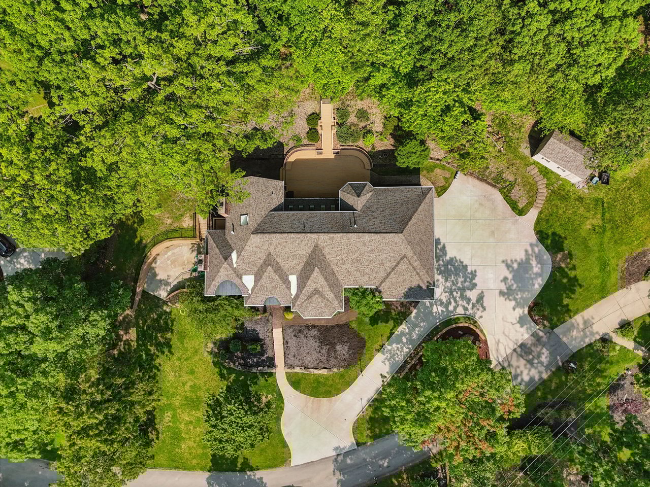 559 Normandy Ct