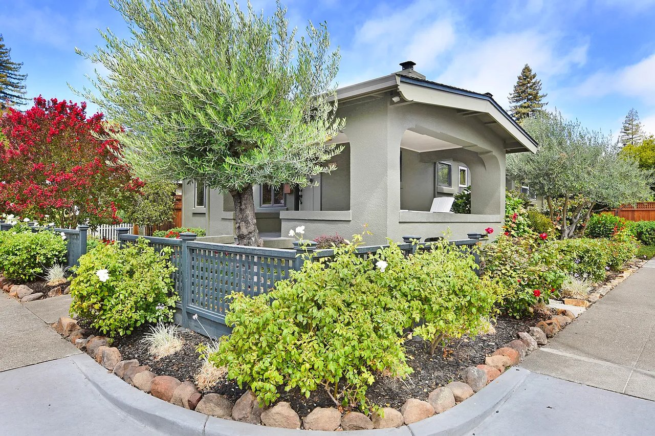 327 Piper St