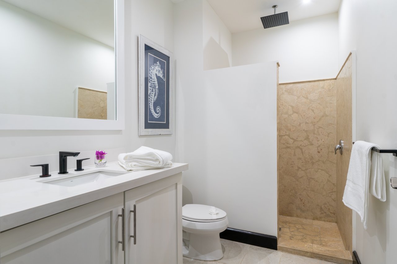 18 Calle La Ronda | Where Everyday Feels Like a Holiday