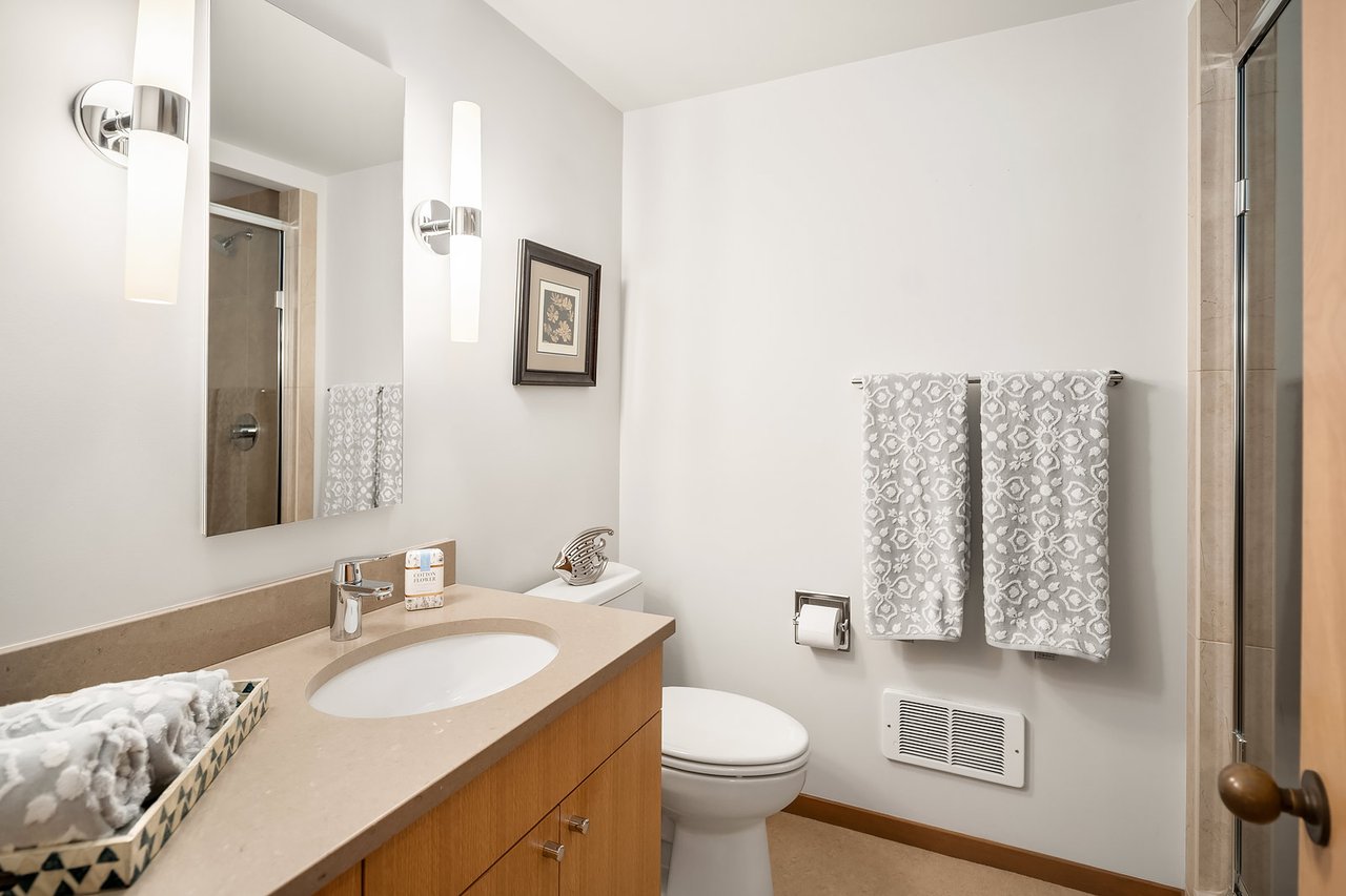 10245 Marine View Drive SW