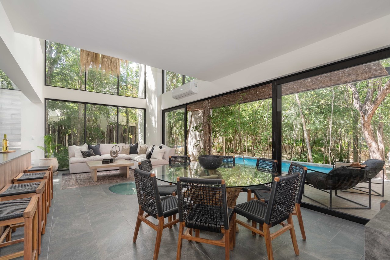 Villa 7  | Beautiful 5 Bedroom with Large Pool in 12 O’Clock Tulum