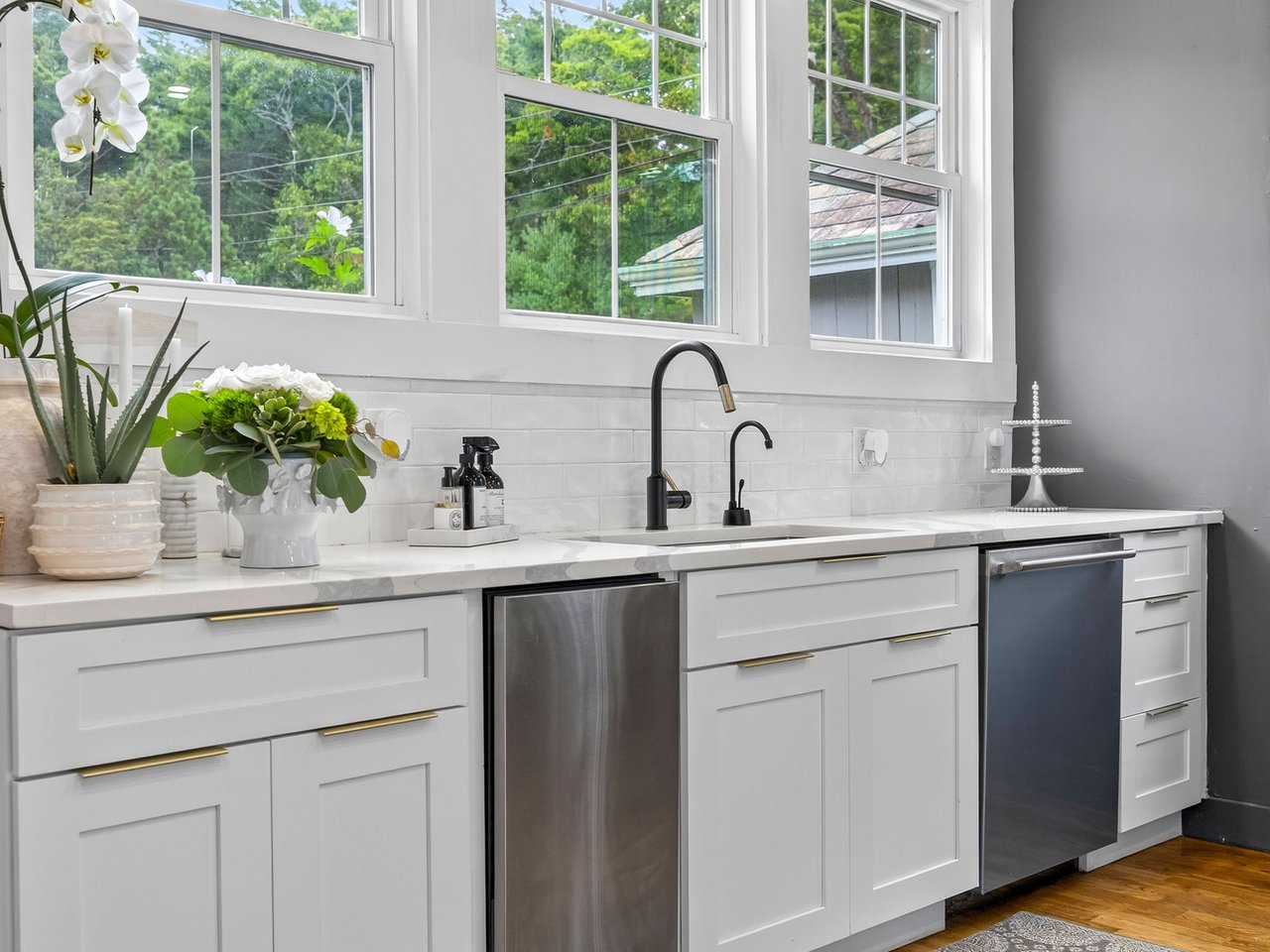 Waterfront Off Market Private Exclusive 