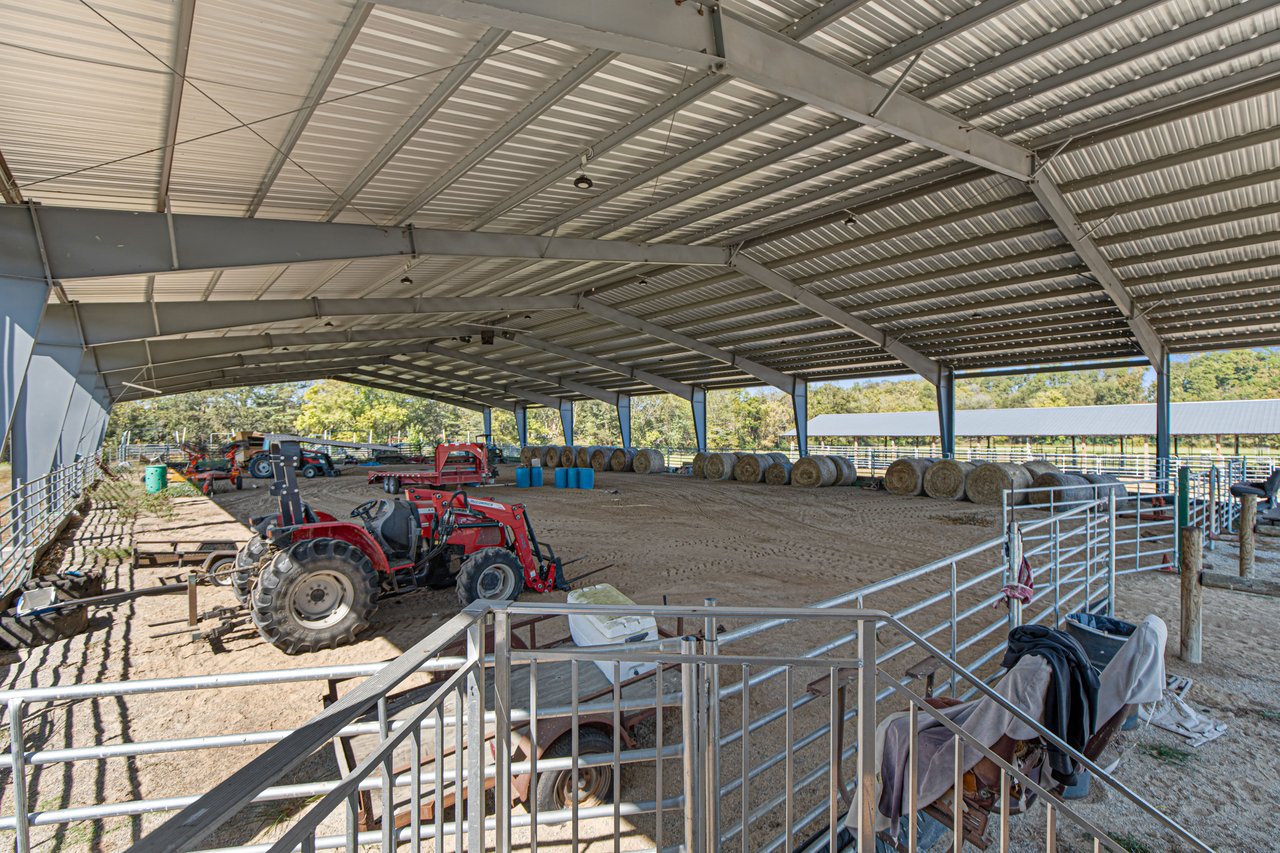 185 Acre Horse and Cattle Ranch