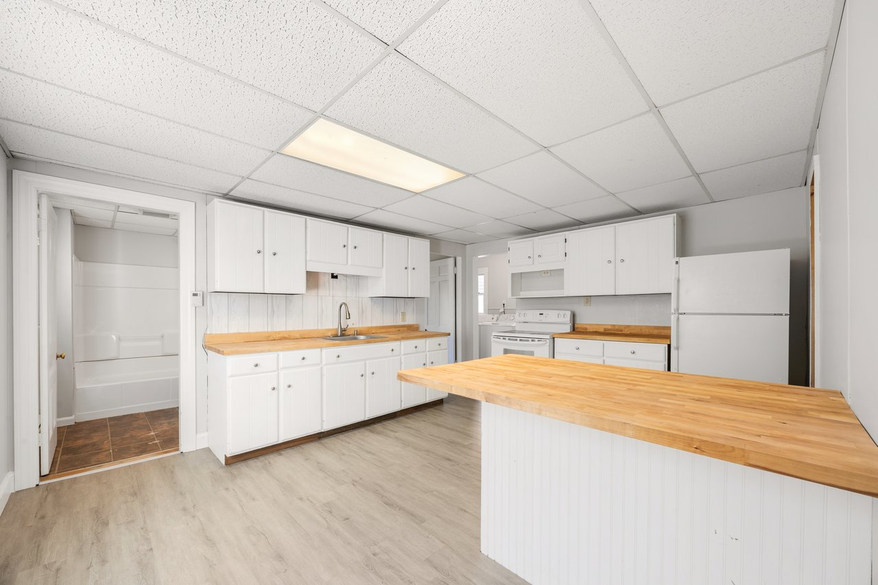 22 Ash Street, Waterville