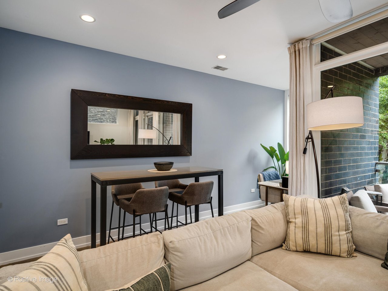 3508 N Reta Ave Unit 201