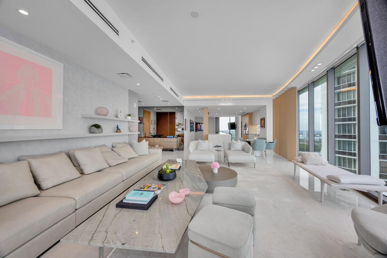Luxury Home In The Sky | Ritz-Carlton Residences