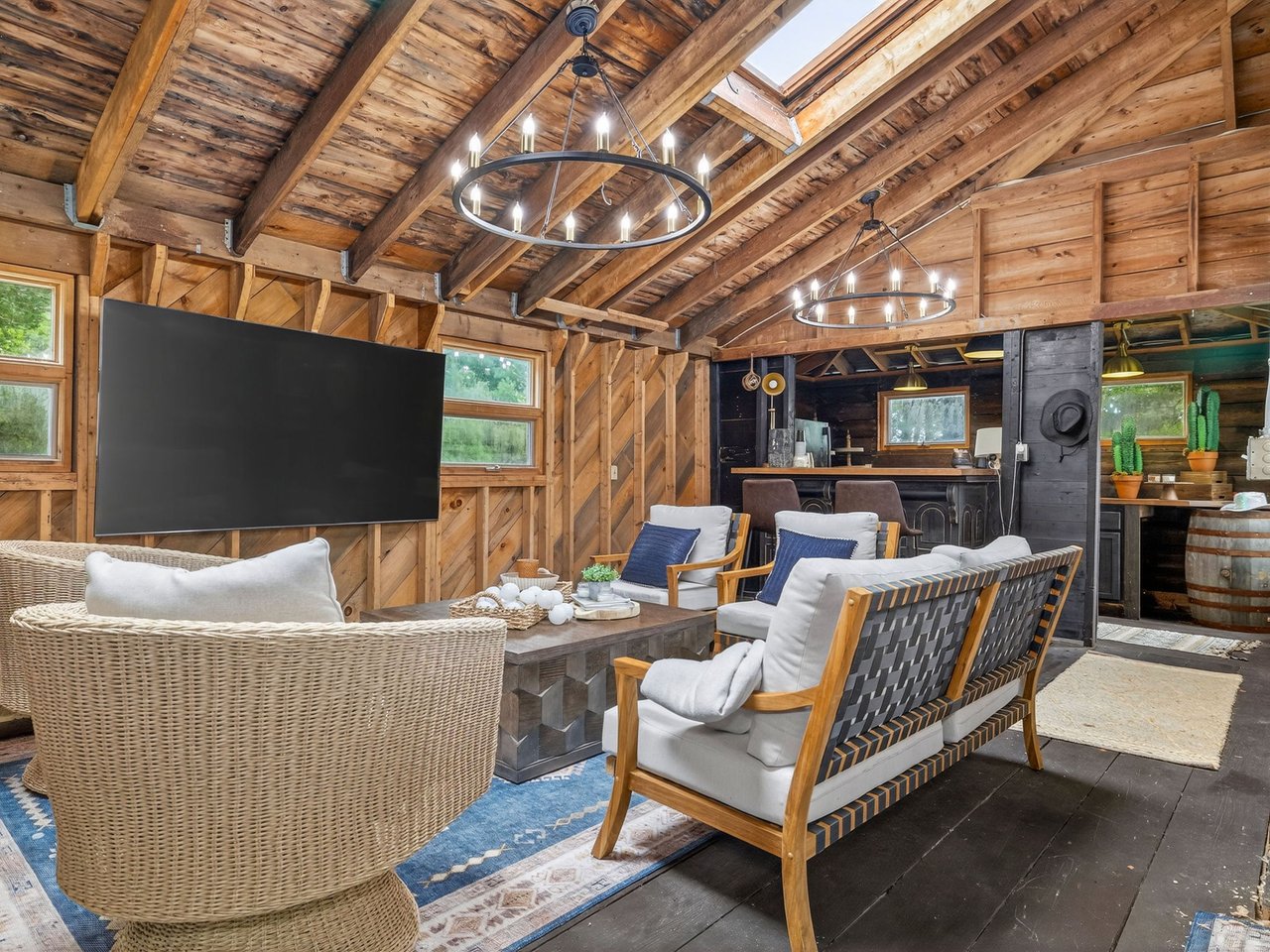 Waterfront Off Market Private Exclusive 