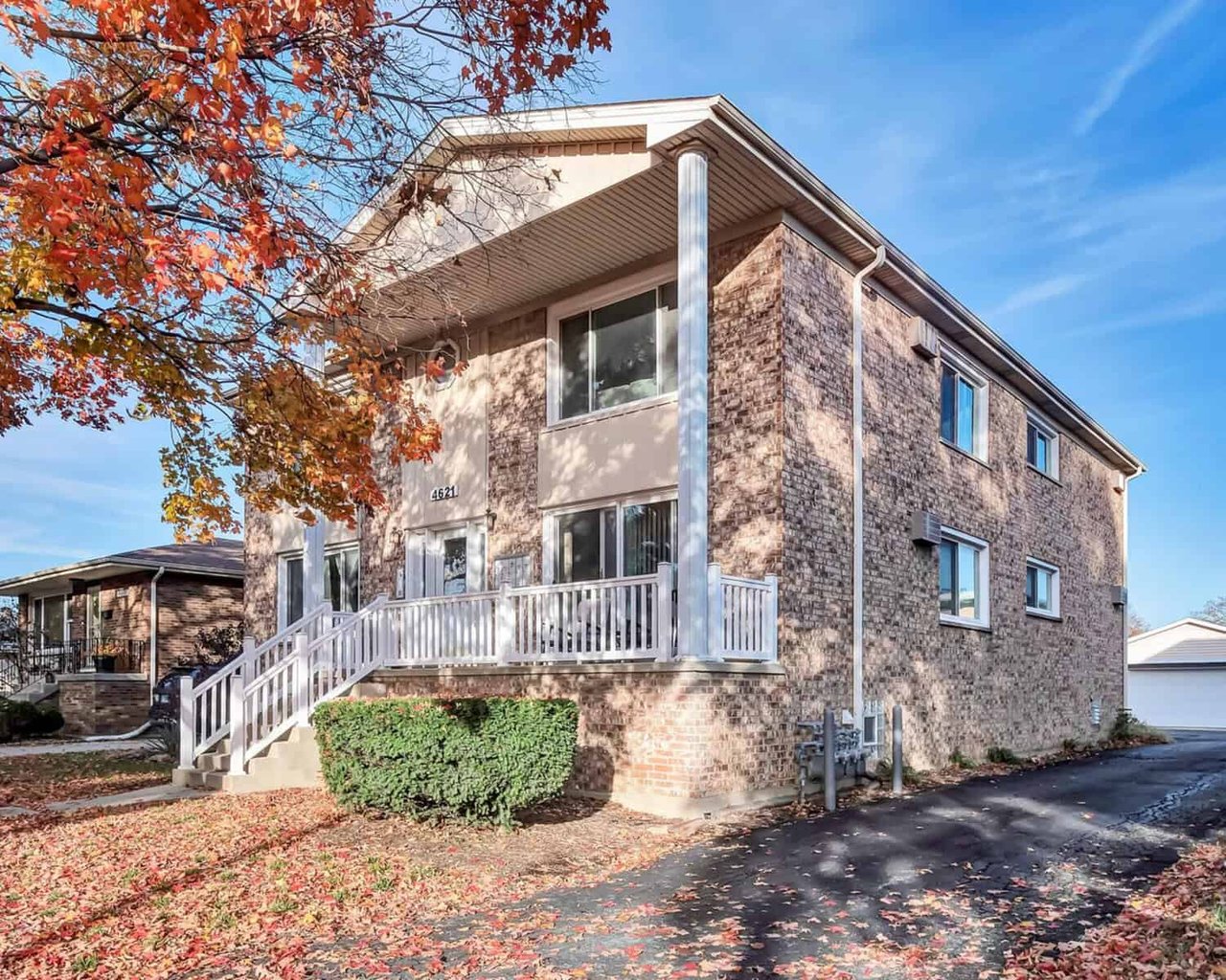 4621 Raymond Avenue | Brookfield, Illinois