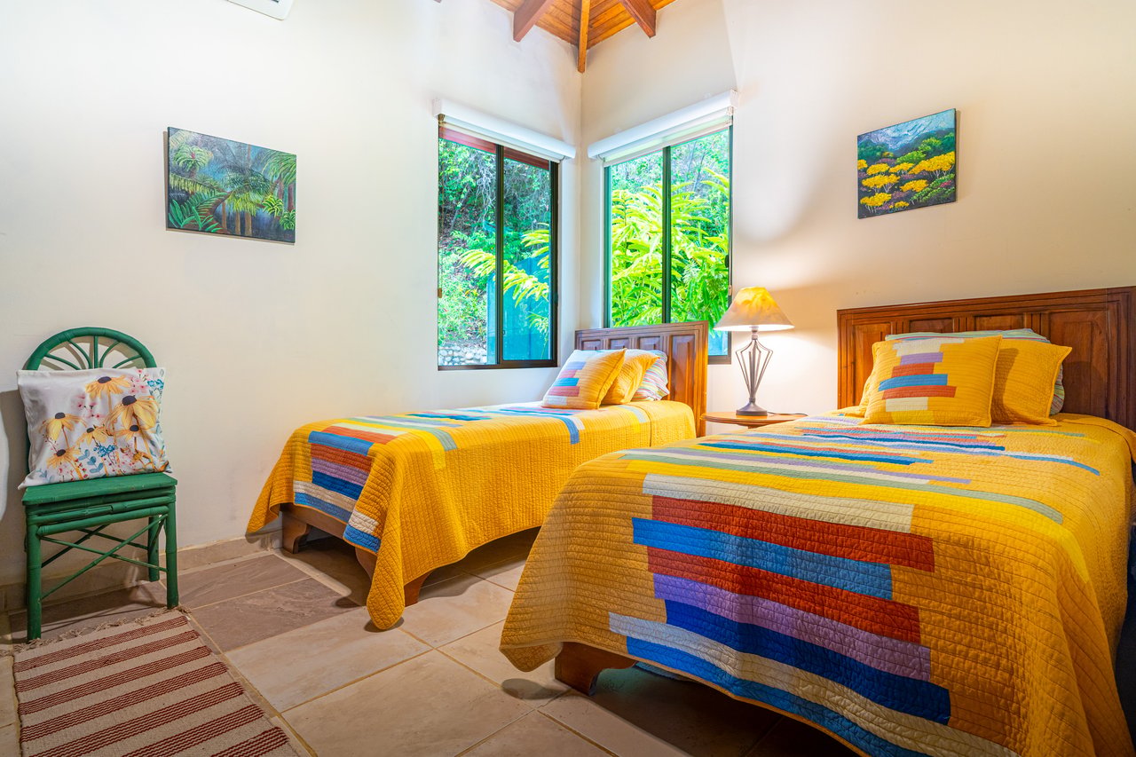 Front Ridge Ocean View Casa Mono Titi – Tres Rios, Costa Rica