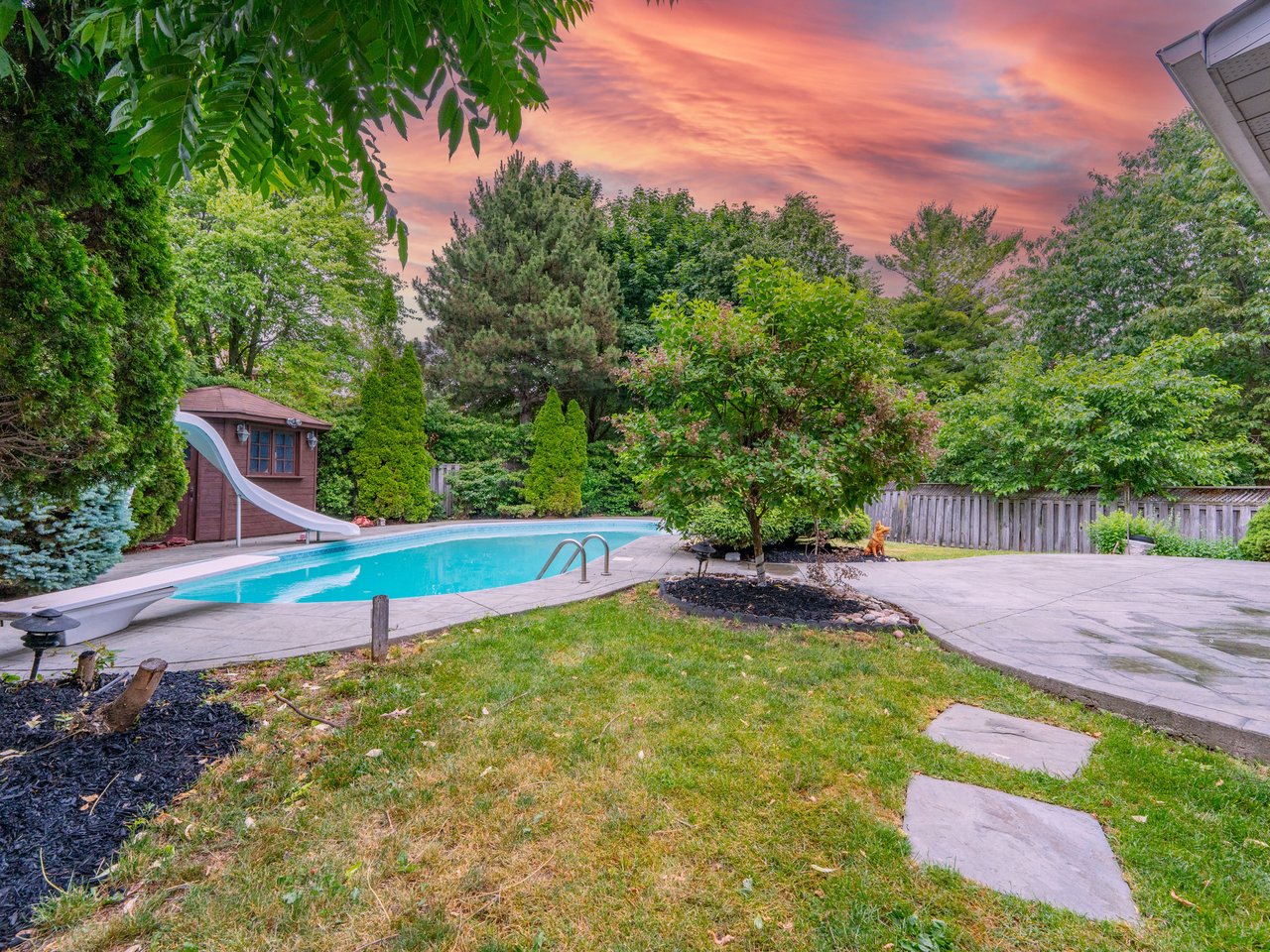 39 Montclair Rd
