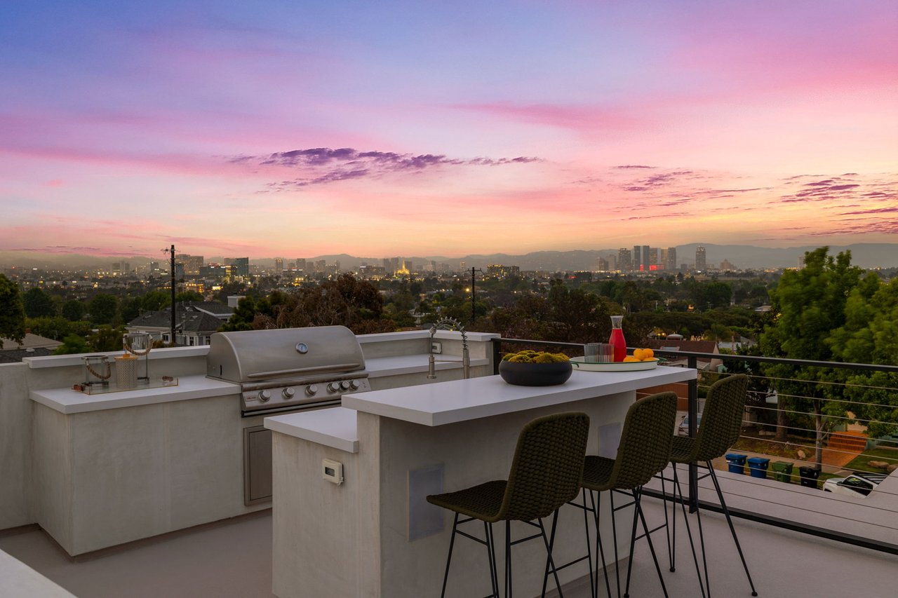 3041 Mountain View