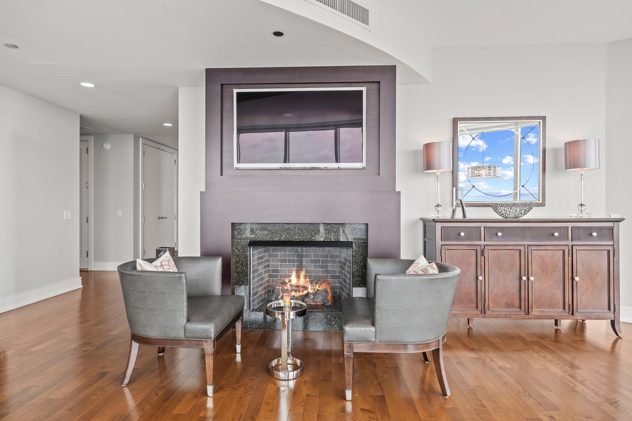 401 N Wabash Ave Unit 74D