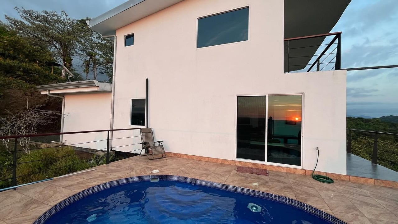 Exceptionally Private Home with Panoramic Ocean, Mountain & Sunset Views - Casa Sol