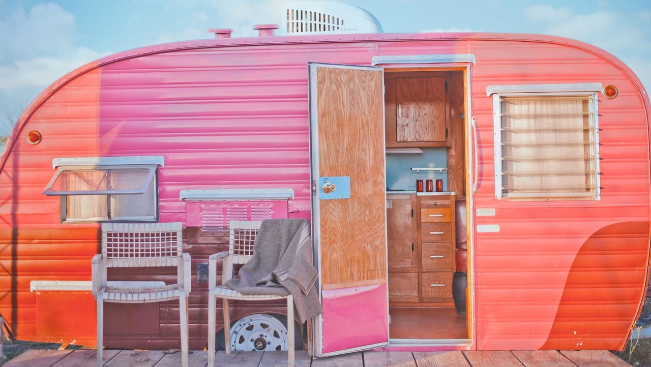 Why 2025 Might Be the Smartest Year to Buy a Short-Term Rental