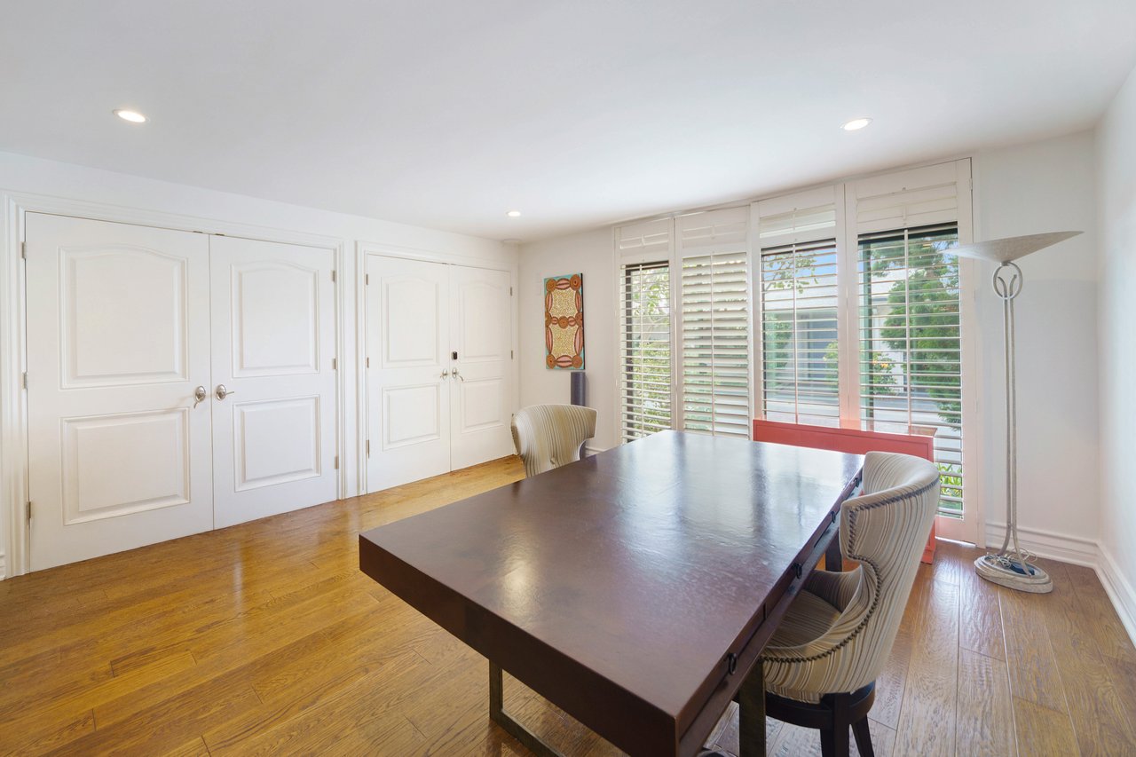 Coveted Guard-Gated Zuma Bay Villas