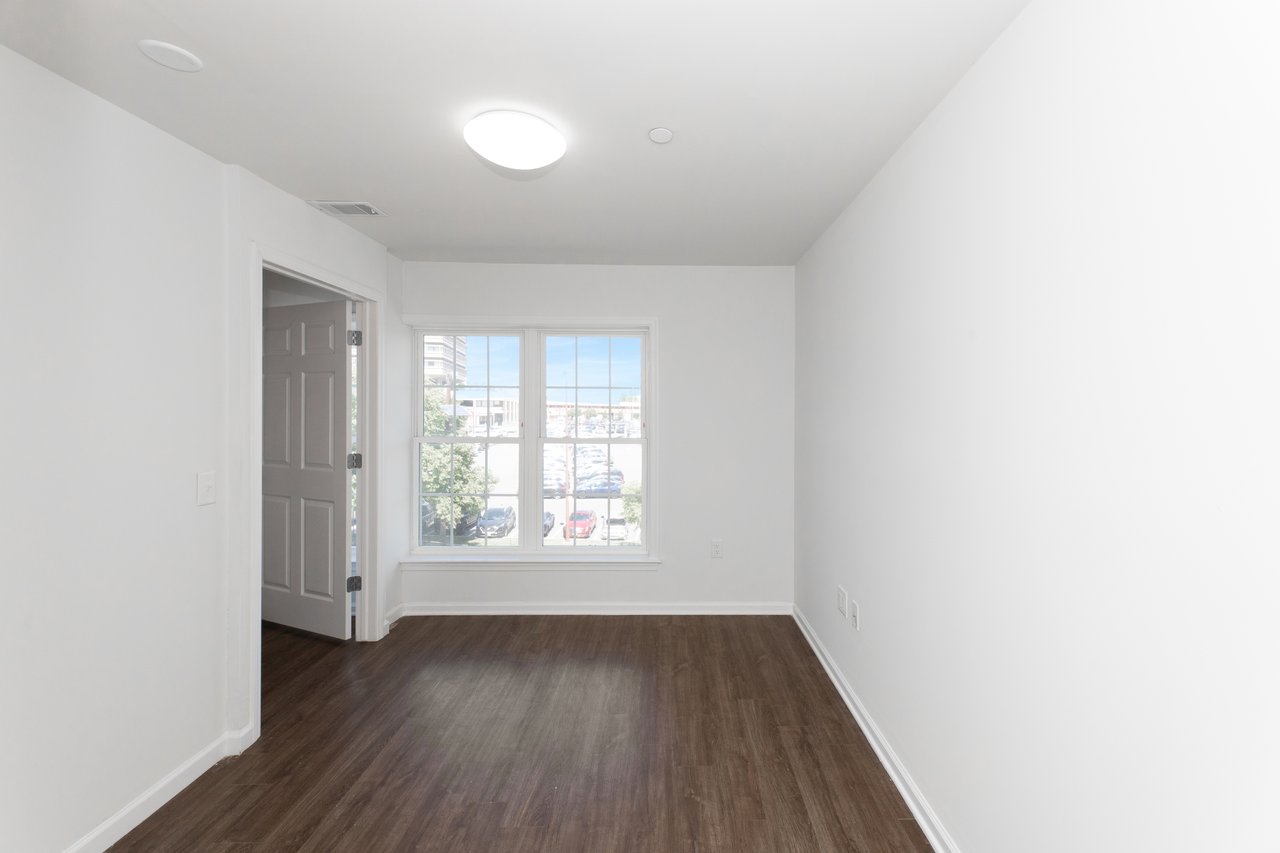 162-170 SOUTH ORANGE AVE Unit: 406