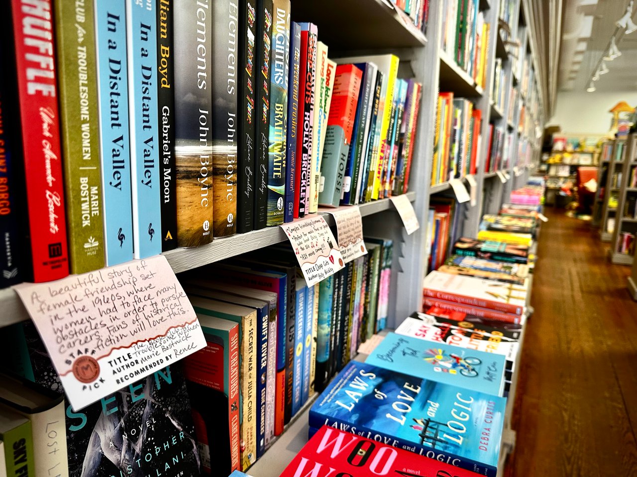 Charming Bookstores Around Lake Norman
