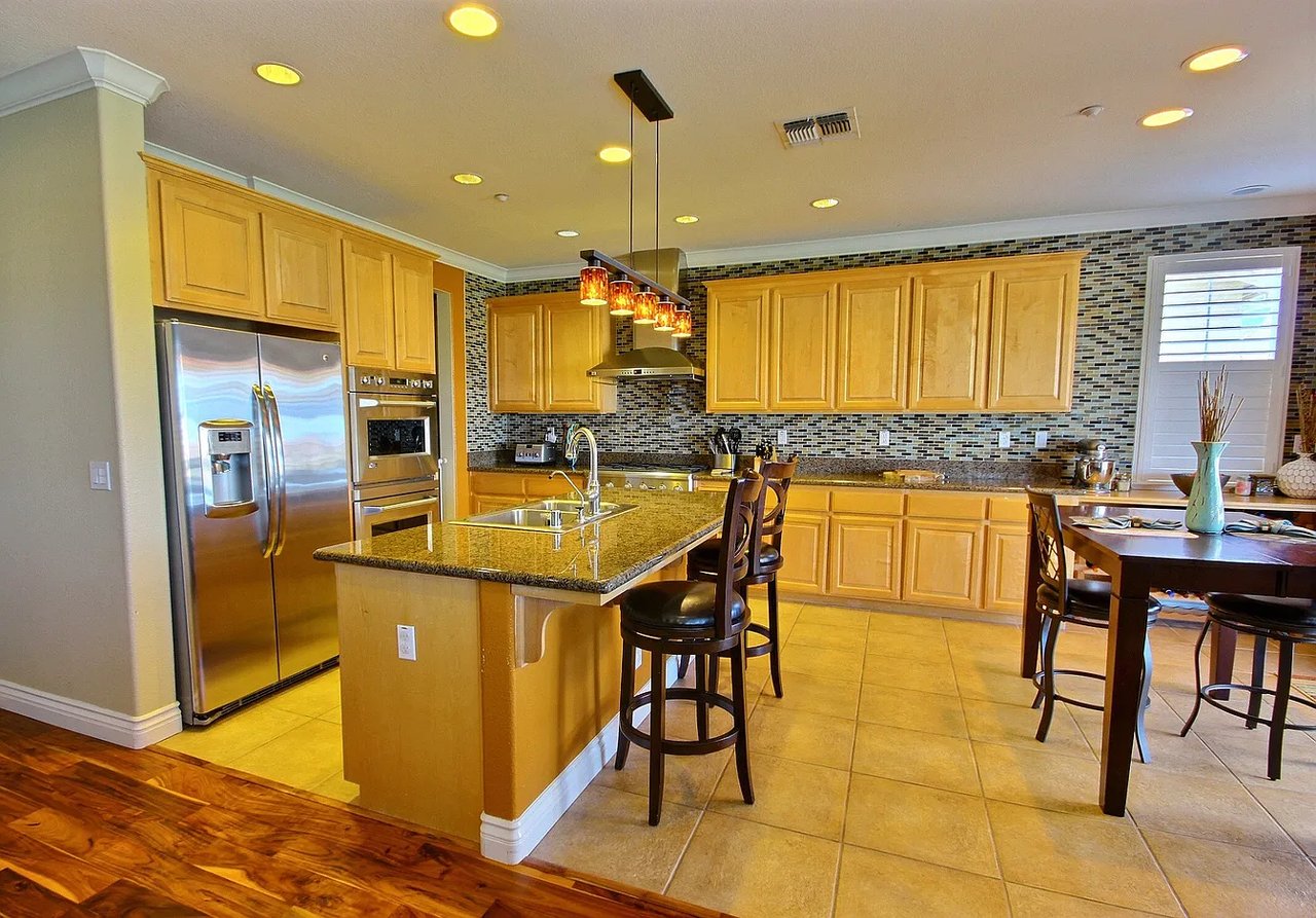 228 Mountain View Dr