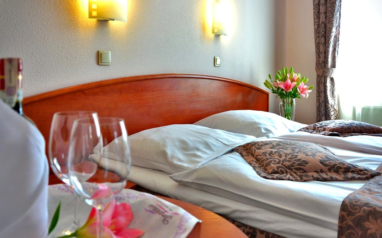 How to Design a Guest Room That Feels Like Home in Riverside, CA