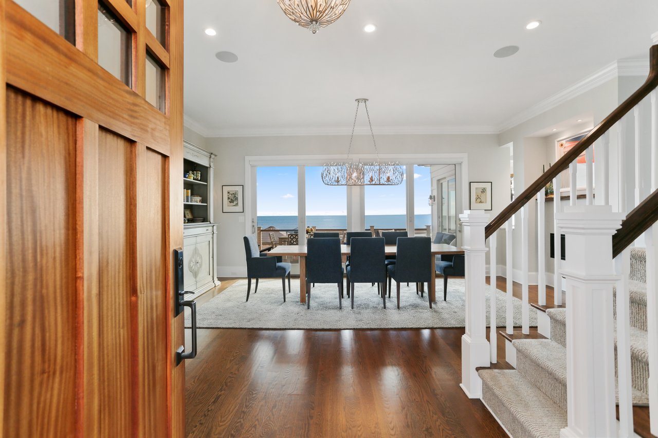 WATERFRONT LUXURY * PRIVATELY SOLD * RECORD SETTING PRICE