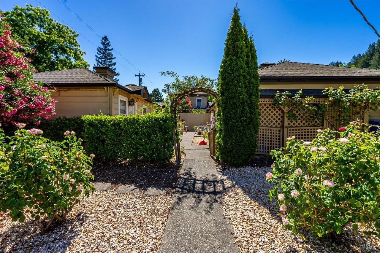 1139 Lincoln Ave, Calistoga