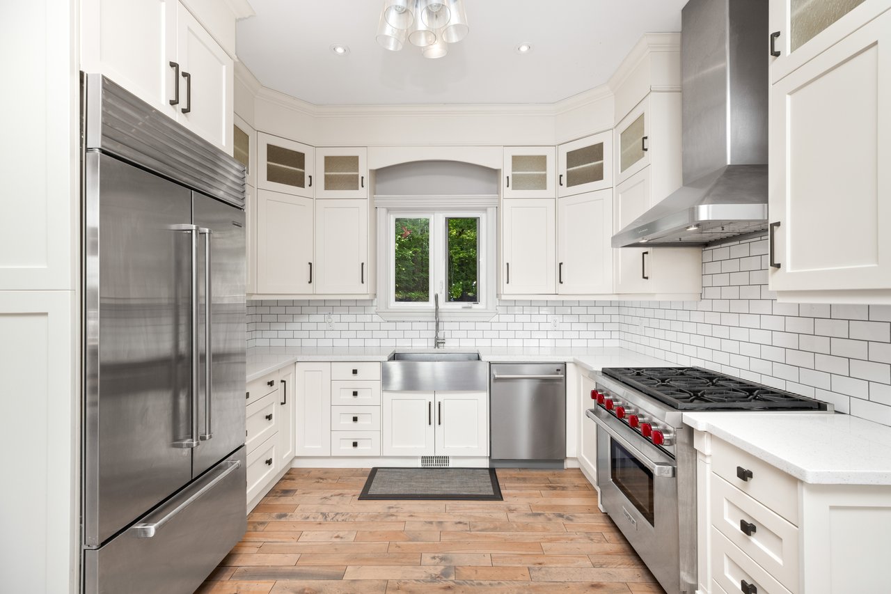 15 GORDON POINT LANE