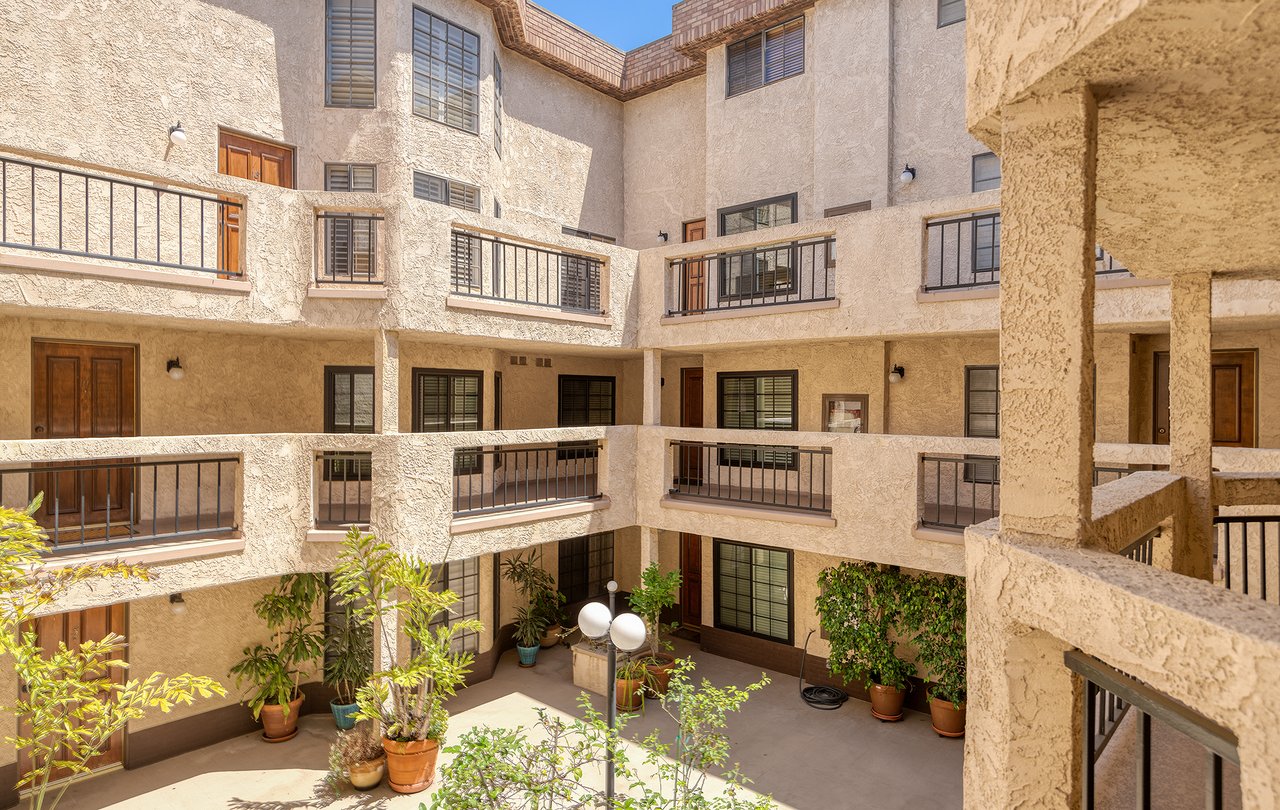 12321 Ocean Park Blvd #17