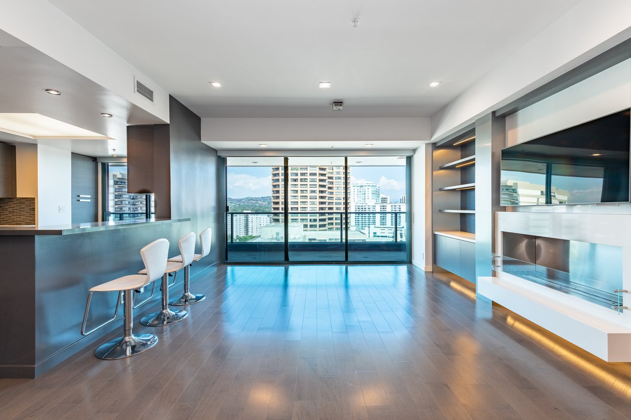 10490 Wilshire Blvd #1705