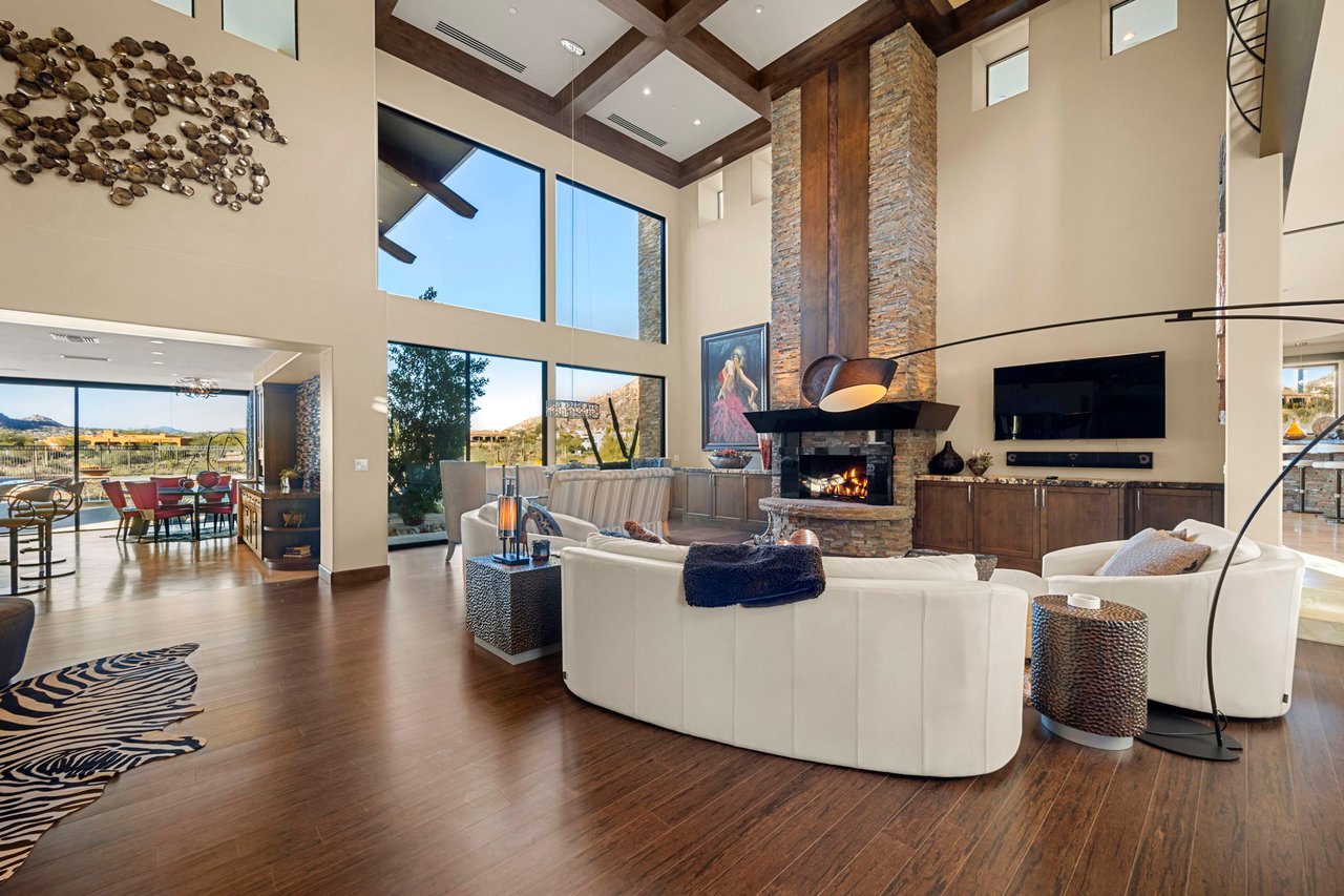 10570 E Pinnacle Peak Road