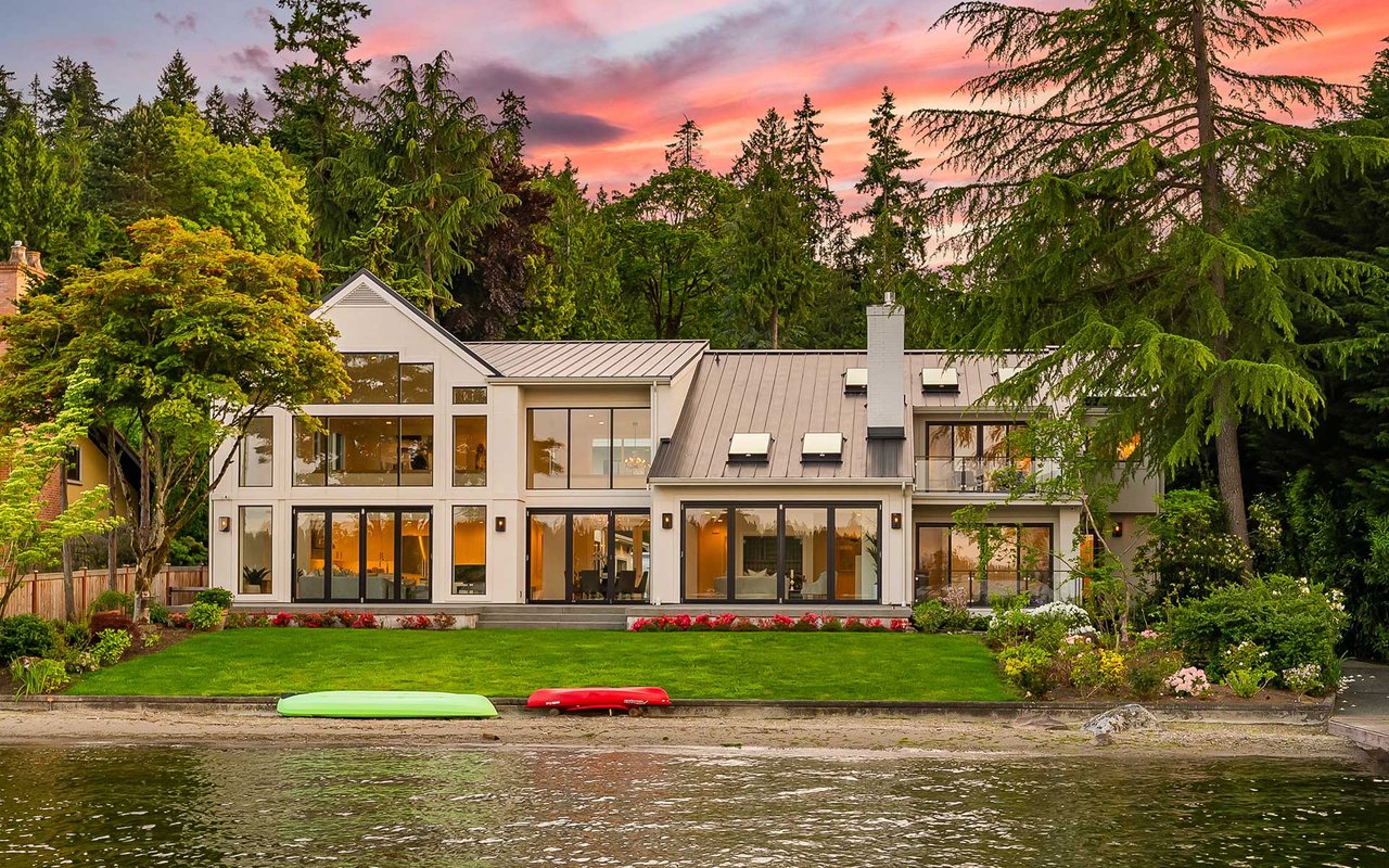 Mercer Island Luxury Waterfront Contemporary