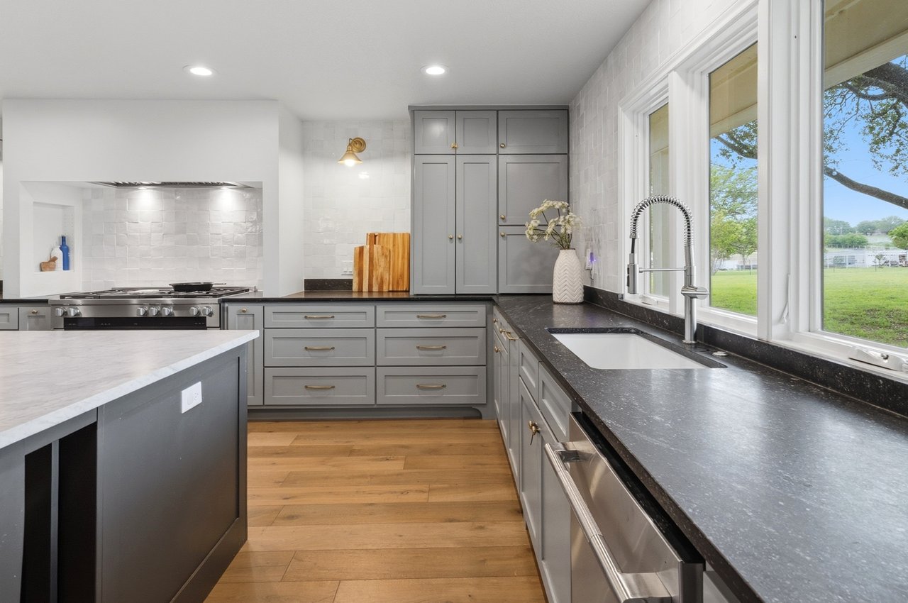 Acreage, Updated, All Near All Saints Episcopal School