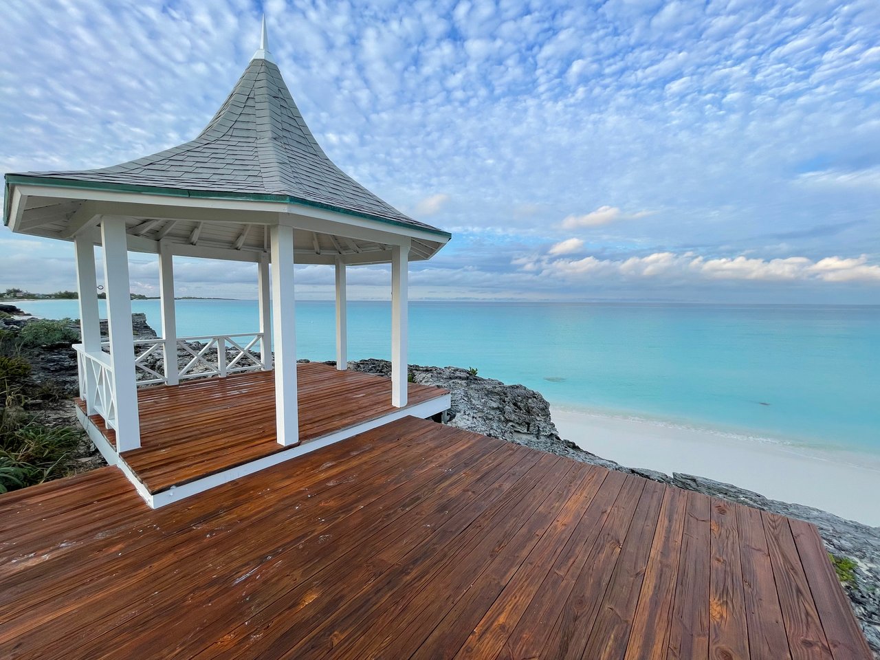 Arabella’s Cove: Barefoot Luxury on the Shores of Great Harbour Cay