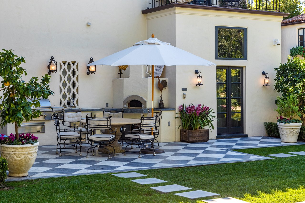 501 S Hudson Ave, Hancock Park