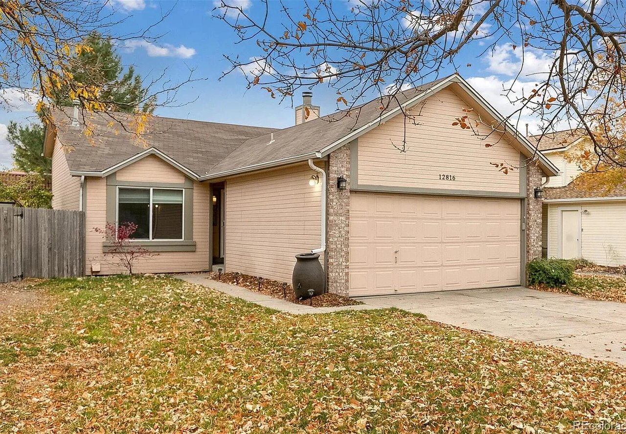 12816 E Wyoming Cir