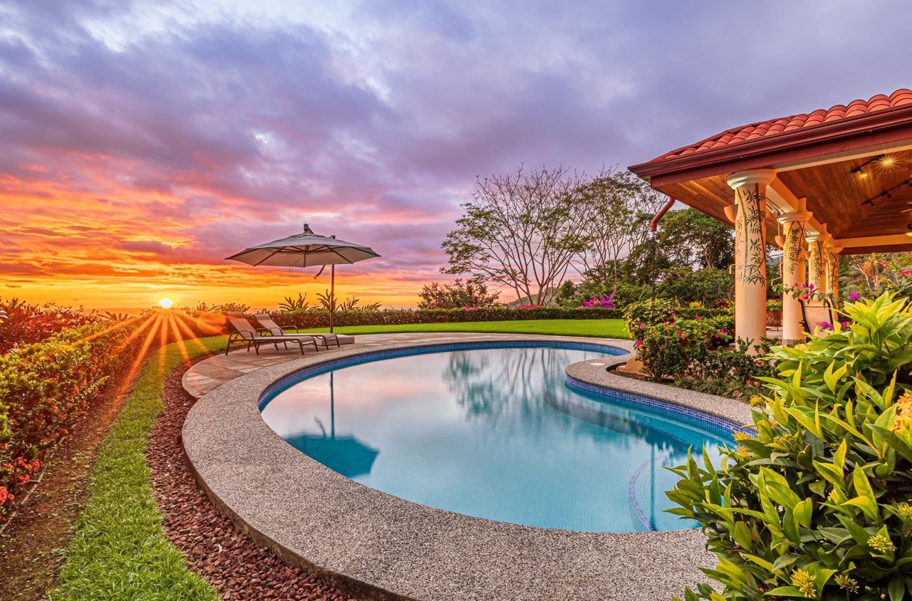 Private Gated Ocean View Estate, Ojochal, Puntarenas